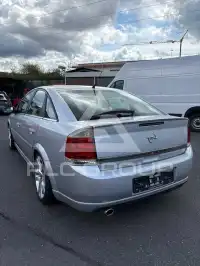 2004 Opel Vectra