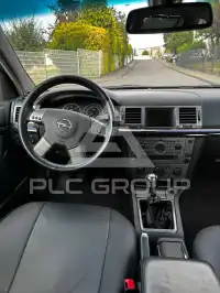 2004 Opel Vectra