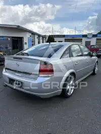 2004 Opel Vectra