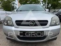 2004 Opel Signum