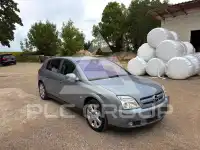 2004 Opel Signum