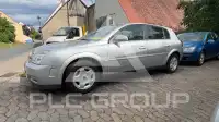 2004 Opel Signum