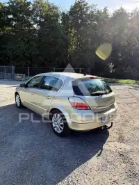 2004 Opel Astra