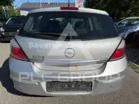 2004 Opel Astra