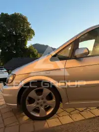 2004 Opel ZAFIRA