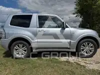 2005 Mitsubishi PAJARO