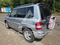 2005 Mitsubishi PAJARO