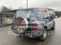 2005 Mitsubishi PAJARO