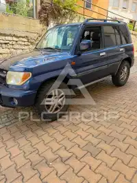 2005 Mitsubishi PAJARO
