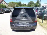 2005 Mitsubishi Grandis