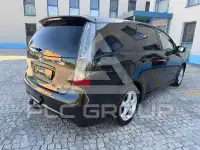 2005 Mitsubishi Grandis