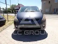 2005 Mitsubishi Grandis