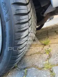 2005 BMW 325