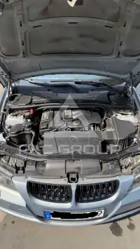 2005 BMW 320