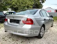2005 BMW 320