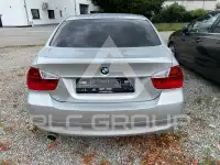 2005 BMW 320