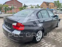 2005 BMW 320