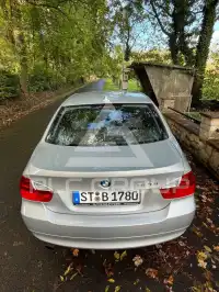 2005 BMW 320