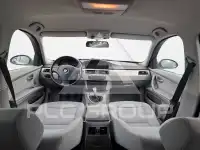 2005 BMW 320