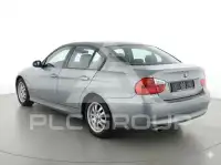 2005 BMW 320