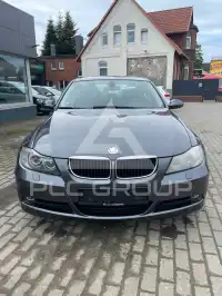 2005 BMW 320
