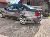 2005 BMW 320