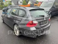 2005 BMW 320