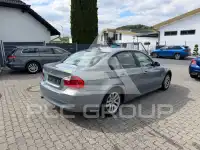 2005 BMW 320