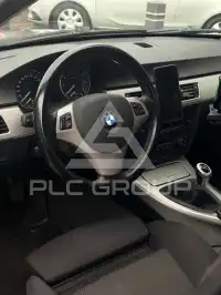 2005 BMW 320