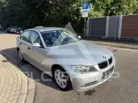 2005 BMW 320