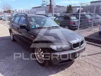 2005 BMW 320