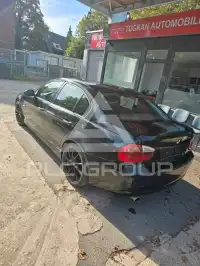 2005 BMW 320