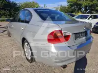 2005 BMW 320