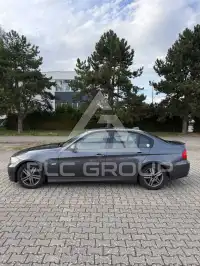 2005 BMW 320