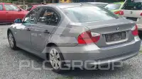 2005 BMW 320