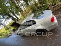 2005 BMW 320