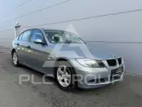 2005 BMW 320