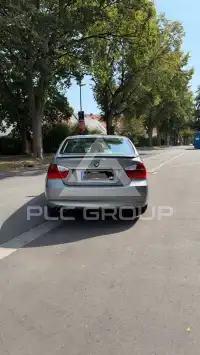 2005 BMW 320