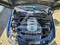2005 BMW 330