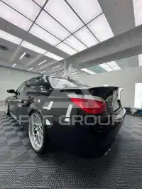 2005 BMW M5