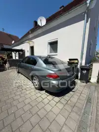 2005 BMW 730