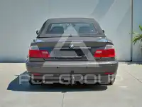 2005 BMW 318