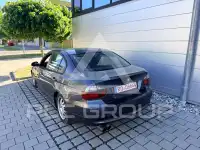 2005 BMW 318