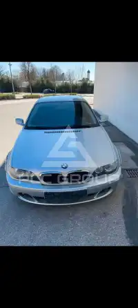 2005 BMW 318