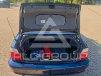 2005 BMW 318