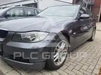 2005 BMW 318