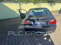 2005 BMW 318