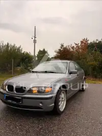 2005 BMW 318