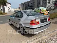 2005 BMW 318
