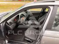 2005 BMW 318